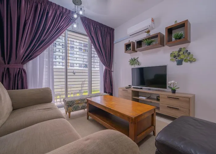 Zen 3-Bedroom W Pool 6 Pax - Semarak
