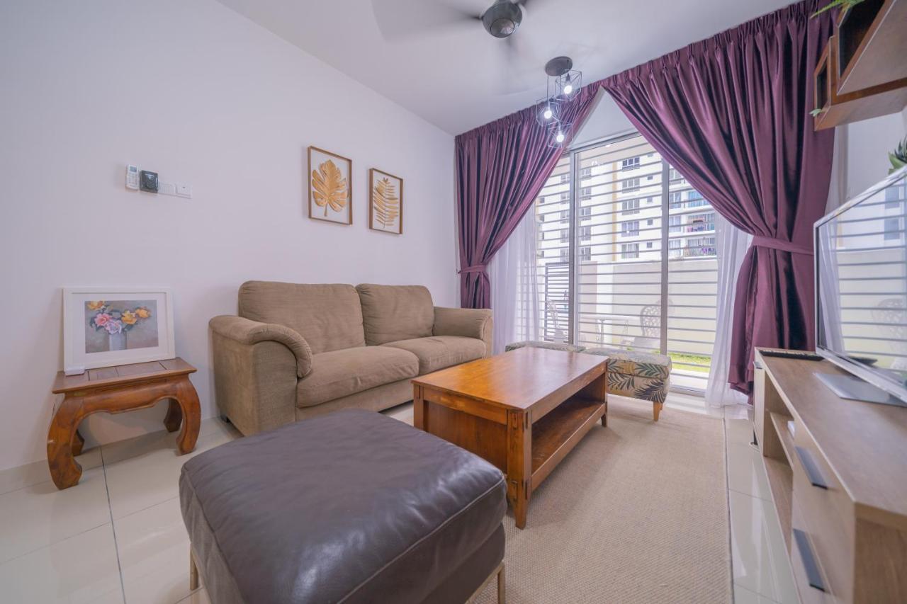 Zen 3-bedroom W Pool 6 Pax - Semarak