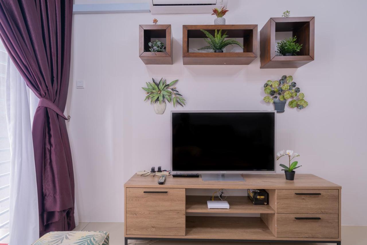 Pangsapuri Zen 3-bedroom W Pool 6 Pax - Semarak *
