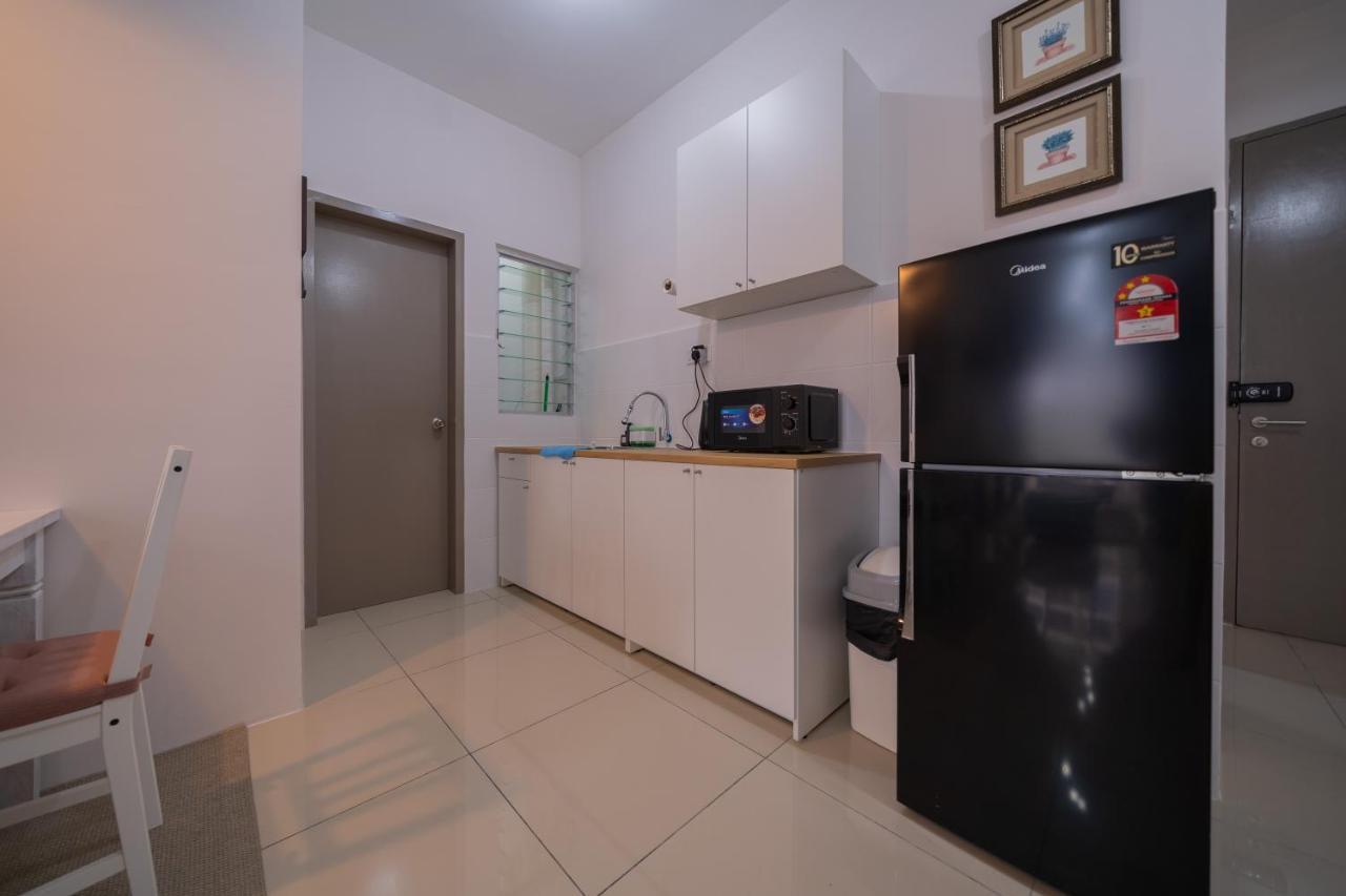 Zen 3-bedroom W Pool 6 Pax - Semarak Pangsapuri